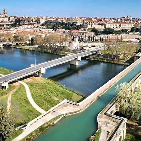 Le Casimir - Superbe T3 En Plein Centre Ville Renove Avec Gout - Wifi Beziers Exterior photo